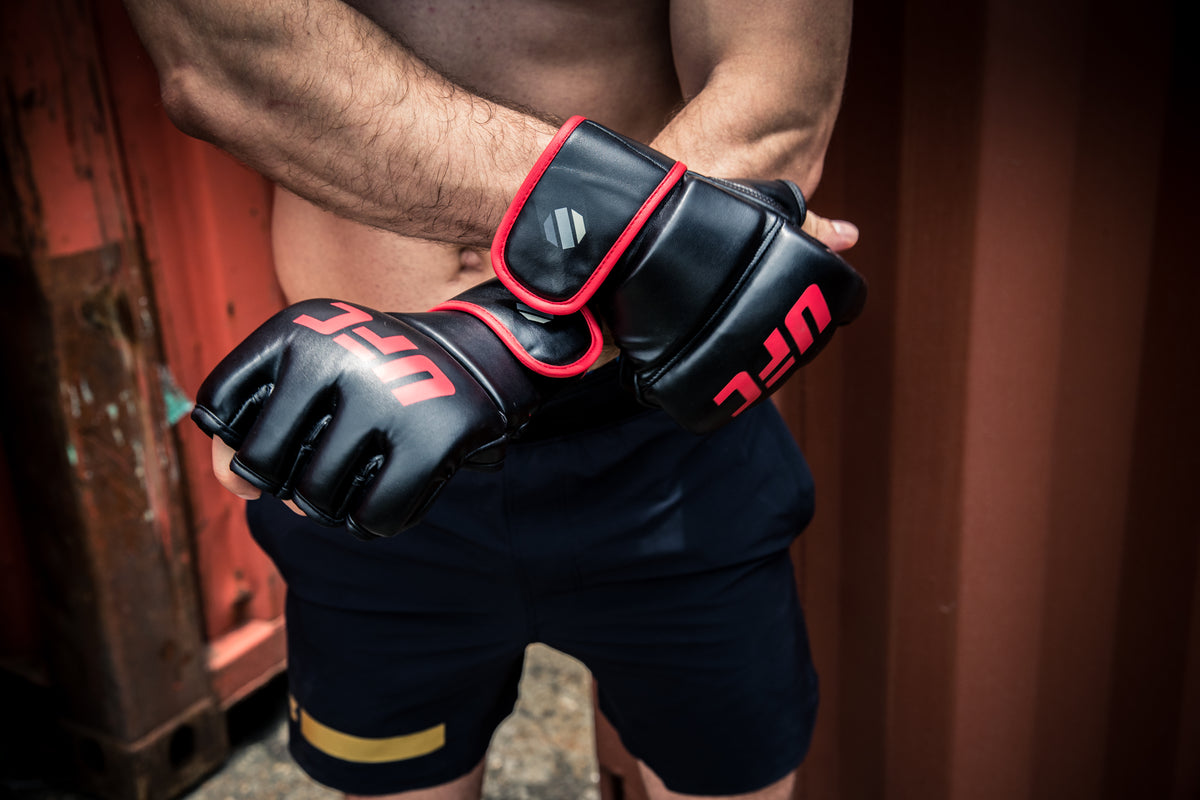 UHK-69250 6oz MMA Fitness Gloves